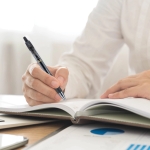 Pilot, G2 Premium Gel Roller Pens, Fine Point 0.7 mm, Black, Pack of 5 - Image 3